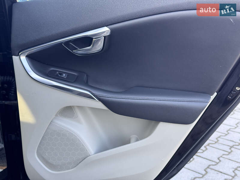 Хэтчбек Volvo V40 2013 в Стрые фото 69 Хэтчбек Volvo V40 2013 в Стрые