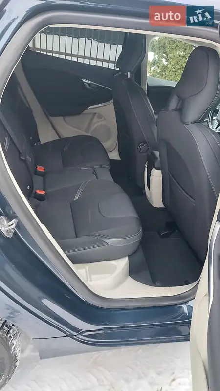 Volvo V40 2014 VIN YV1MVA851F2178835 фото оголошення 25 з 64