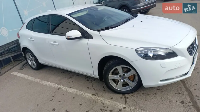 Volvo V40 2012 VIN YV1MV8481D2021753 фото оголошення 5 з 38