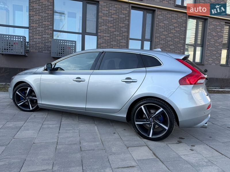 Хетчбек Volvo V40 2013 в Львові фото 19 Хетчбек Volvo V40 2013 в Львові