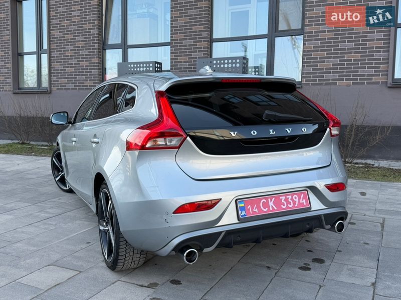 Хетчбек Volvo V40 2013 в Львові фото 26 Хетчбек Volvo V40 2013 в Львові