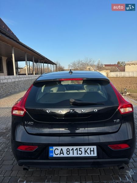 Хетчбек Volvo V40 2014 в Монастирищеві