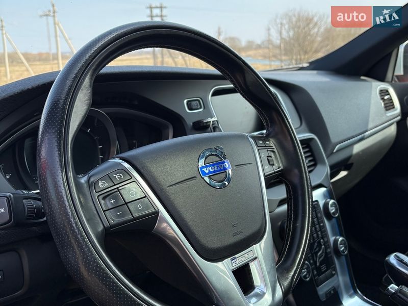 Хэтчбек Volvo V40 2015 в Хмельницком фото 4 Хэтчбек Volvo V40 2015 в Хмельницком