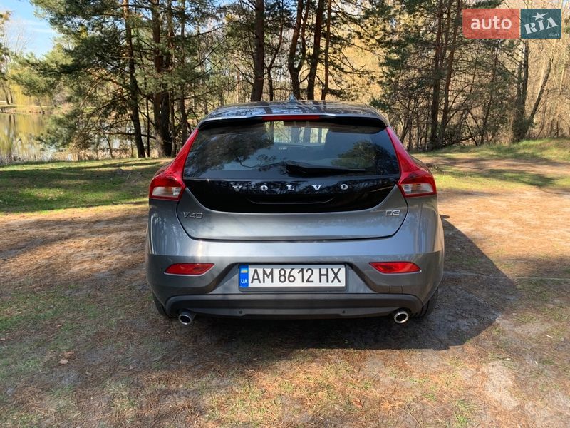 Хэтчбек Volvo V40 2019 в Житомире