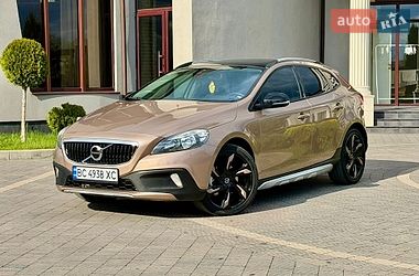 Хетчбек Volvo V40 2013 в Стрию