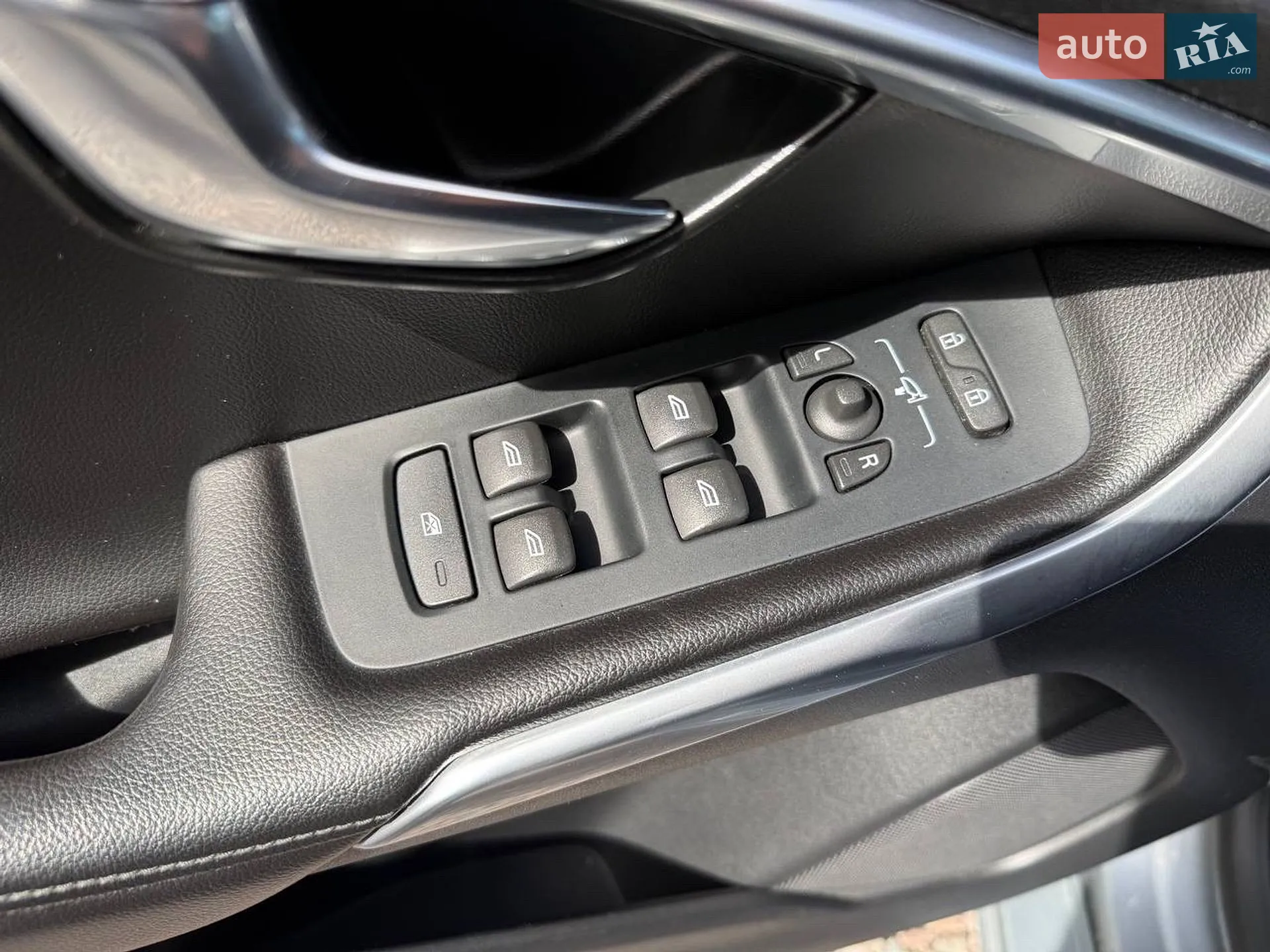 2016 Volvo V40 - мініатюра 26