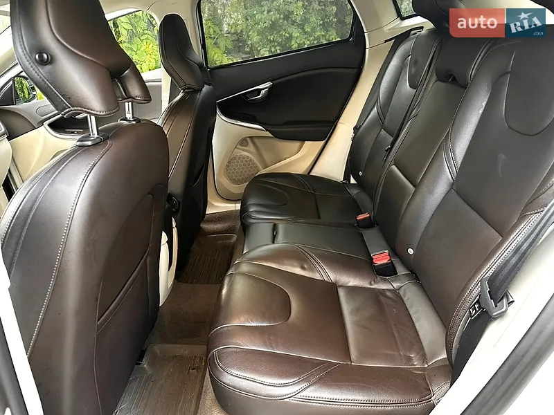 Volvo V40 2013 VIN YV1MV8481E2099216 фото оголошення 34 з 83
