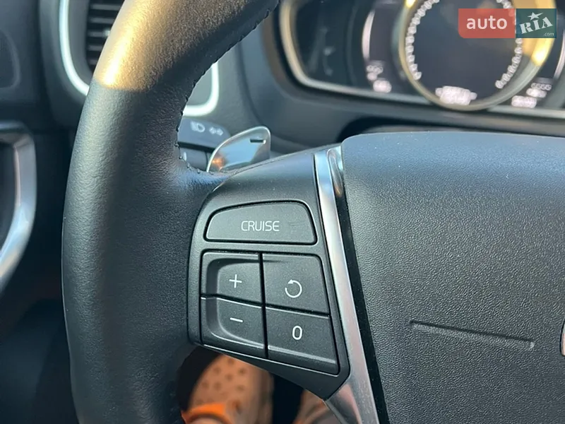 Volvo V40 2018 VIN YV1MV79K0J2486956 фото оголошення 21 з 73