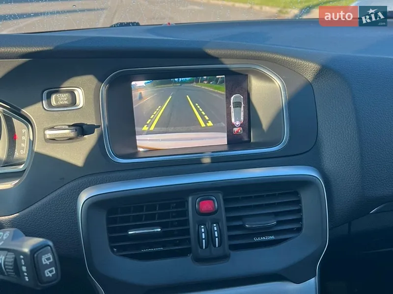 Volvo V40 2018 VIN YV1MV79K0J2486956 фото оголошення 31 з 73