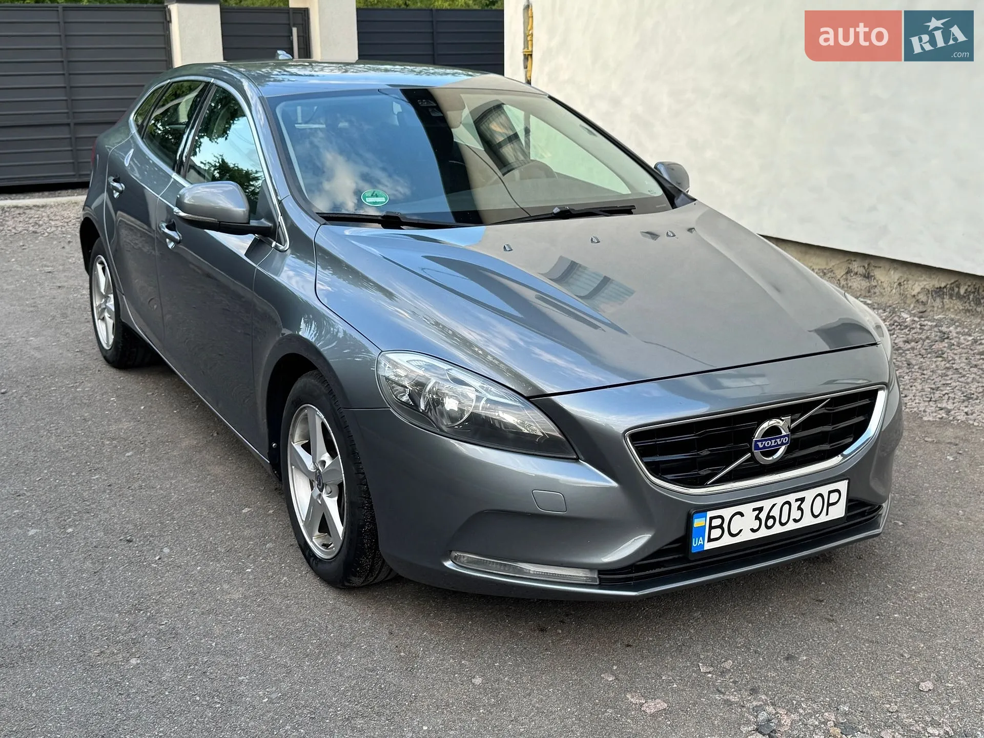 2016 Volvo V40 - мініатюра 10