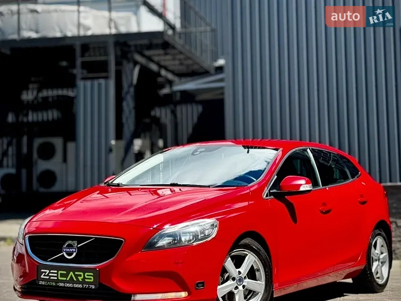 Volvo V40 2013