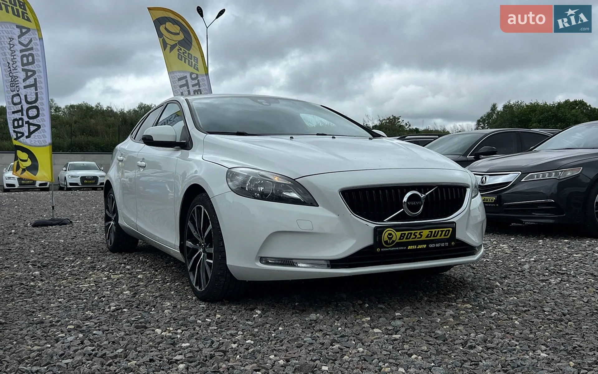 Volvo V40 2016