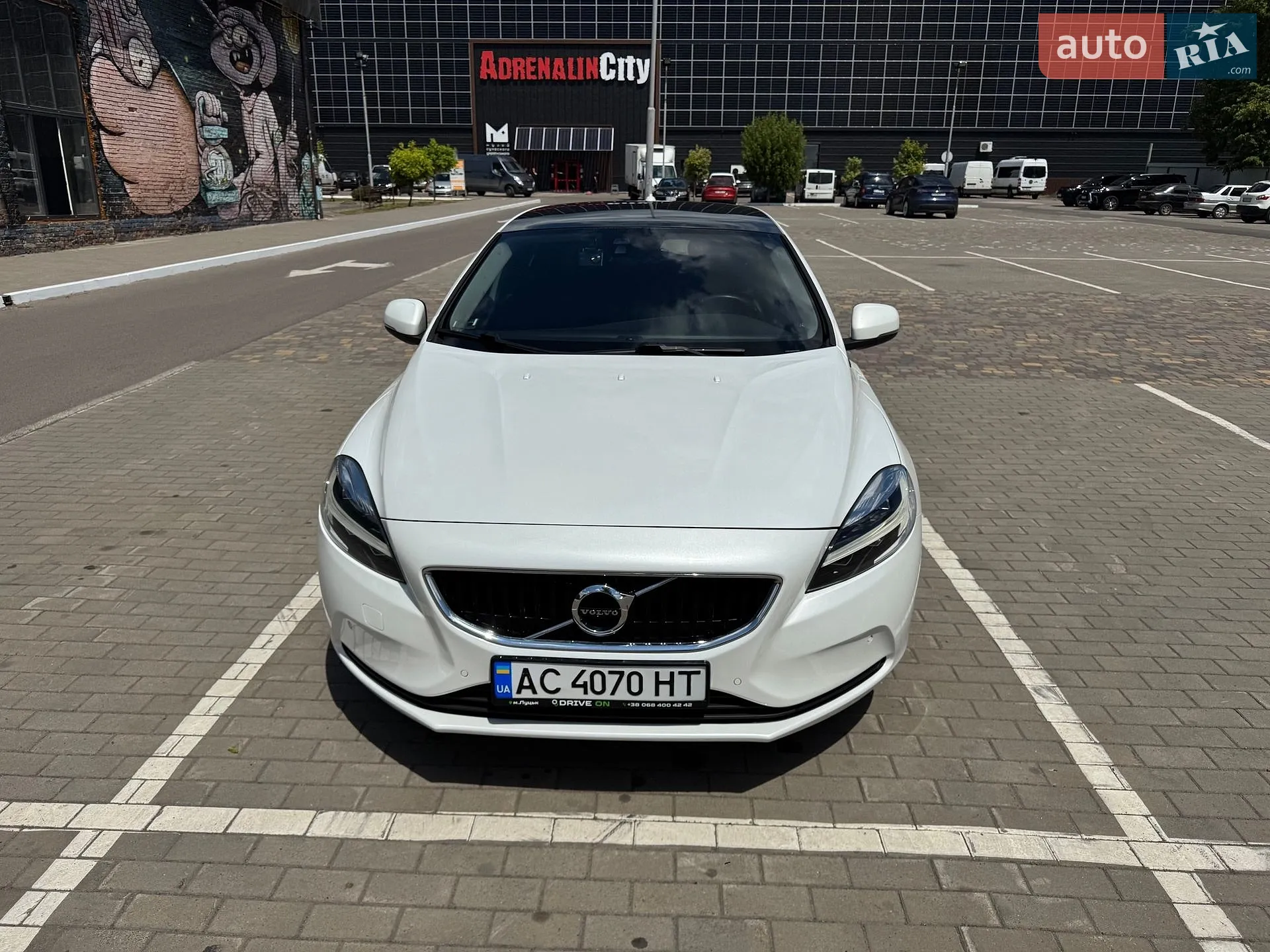 2017 Volvo V40 - мініатюра 3