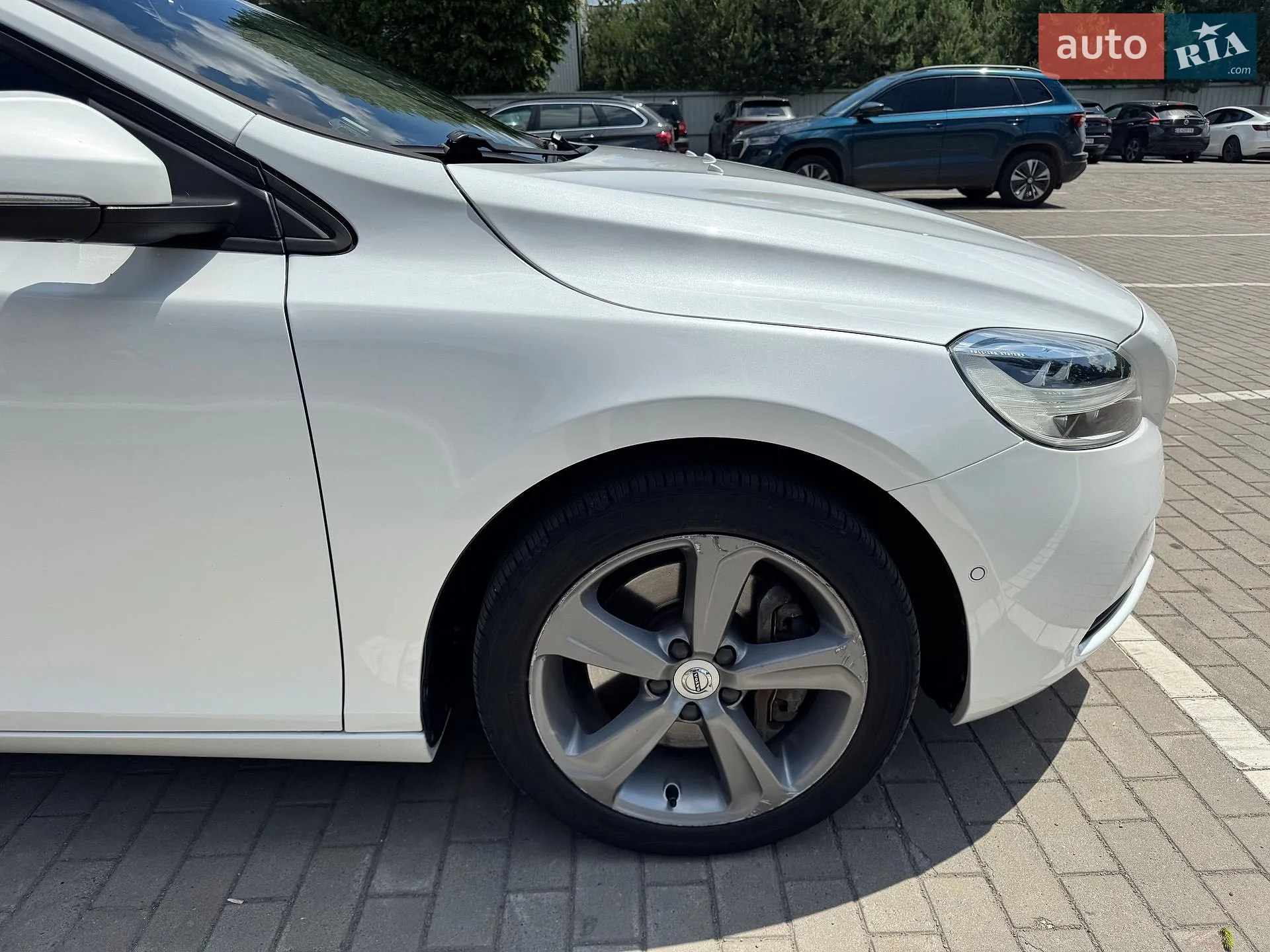 2017 Volvo V40 - мініатюра 7