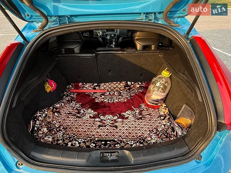 Volvo V40 2014 VIN YV1MVA851F2223008 фото оголошення 10 з 37