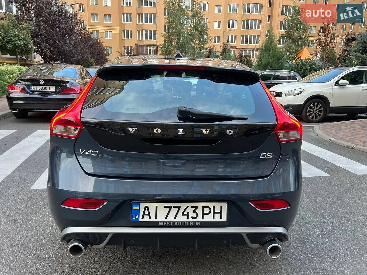 2017 Volvo V40 - мініатюра 7