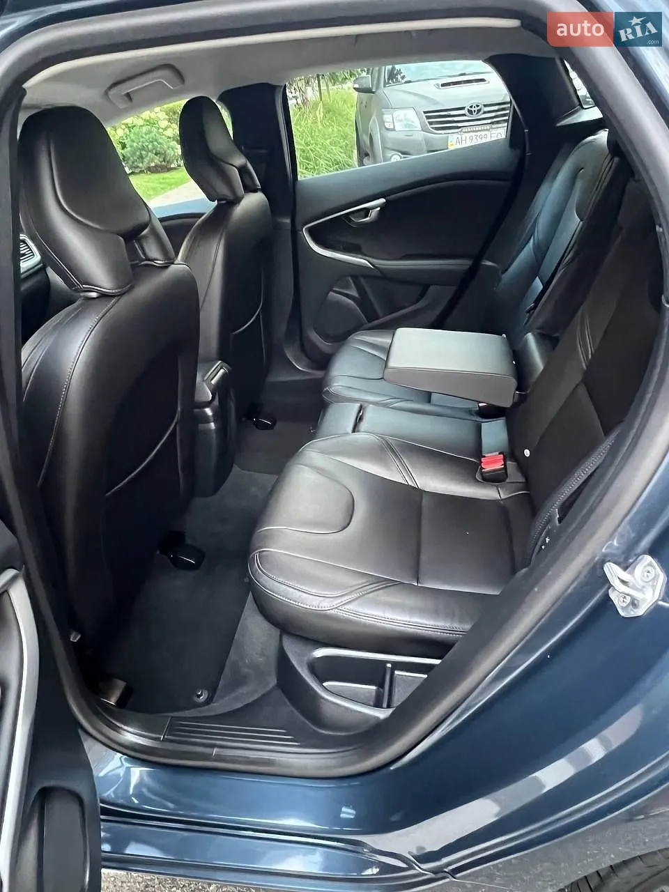 2017 Volvo V40 - мініатюра 17