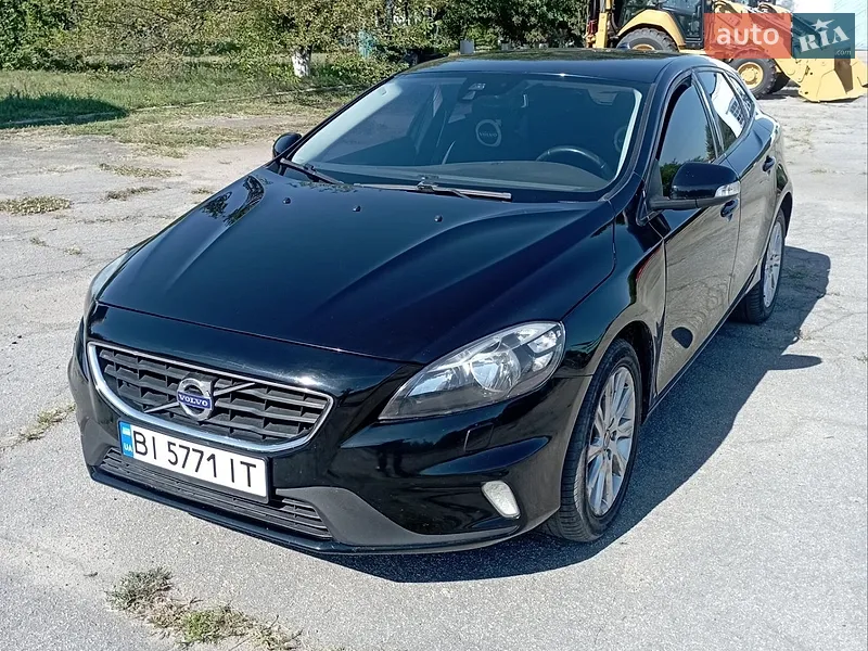 Volvo V40