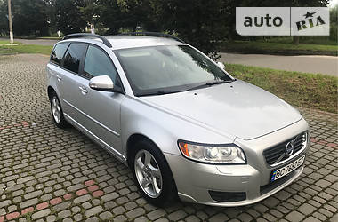 Универсал Volvo V50 2011 в Бродах