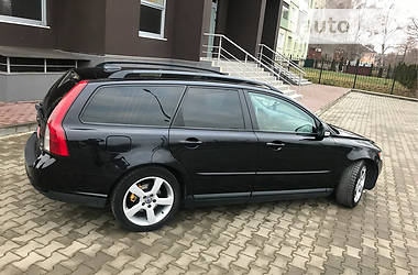 Универсал Volvo V50 2009 в Нововолынске