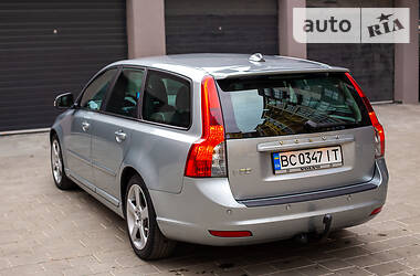 Универсал Volvo V50 2010 в Стрые