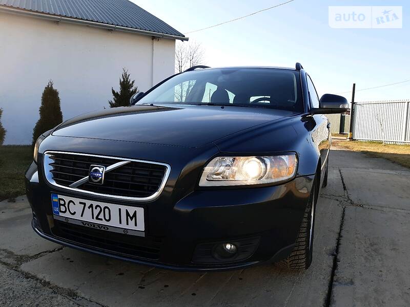 Универсал Volvo V50 2009 в 