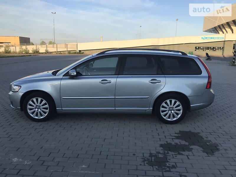 Універсал Volvo V50 2008 в Львові