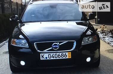 Універсал Volvo V50 2012 в Чернігові