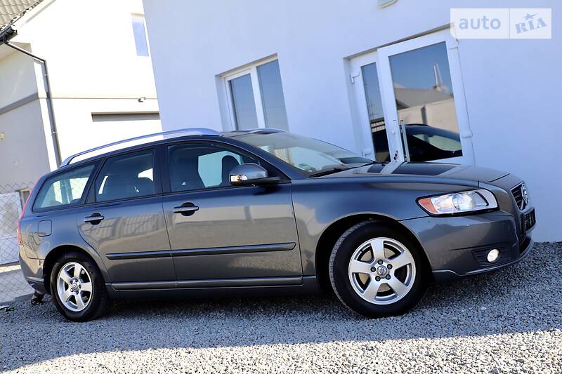 Універсал Volvo V50 2012 в Дрогобичі
