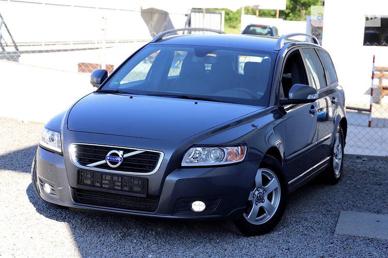 Універсал Volvo V50 2012 в Дрогобичі