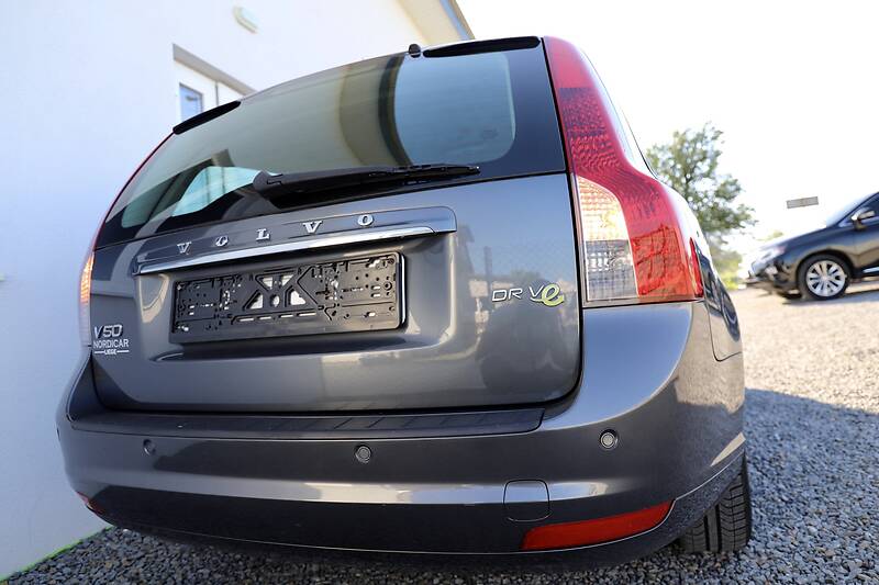 Універсал Volvo V50 2012 в Дрогобичі
