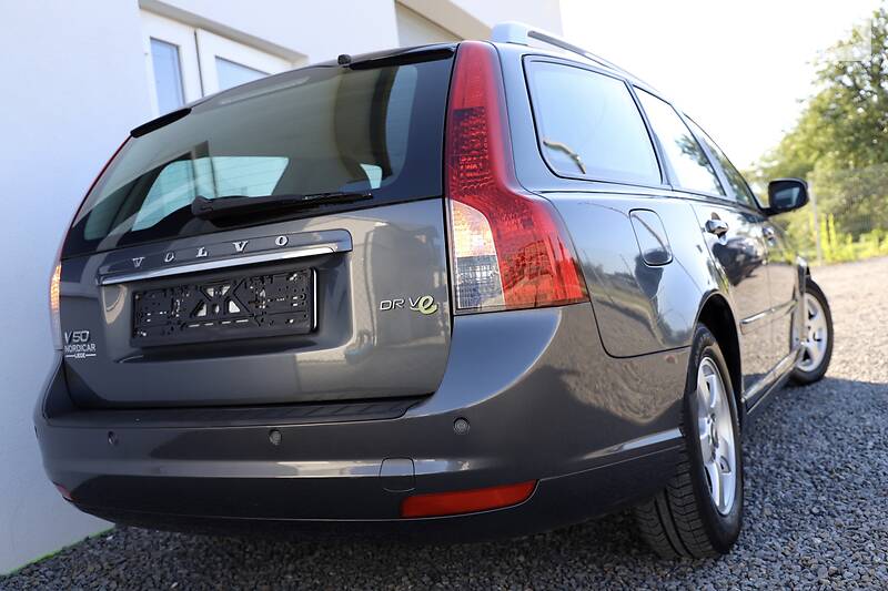 Універсал Volvo V50 2012 в Дрогобичі