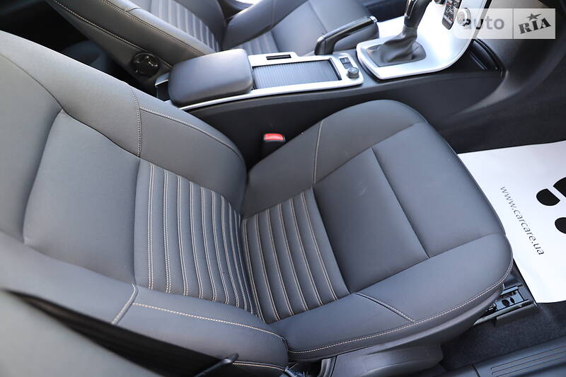Універсал Volvo V50 2012 в Дрогобичі