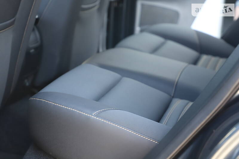 Універсал Volvo V50 2012 в Дрогобичі