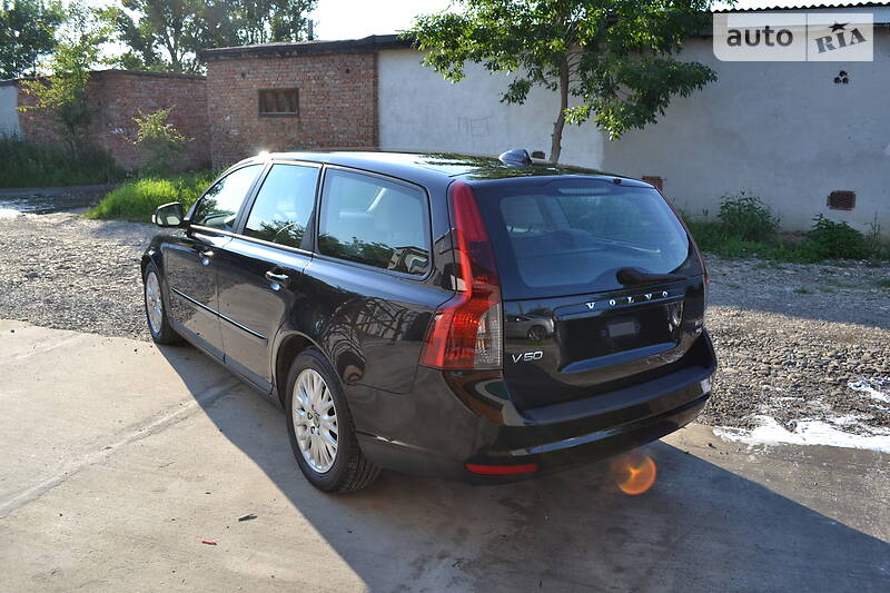 Універсал Volvo V50 2009 в Калуші