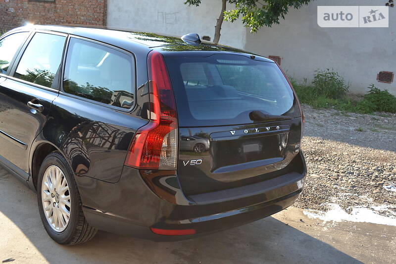 Універсал Volvo V50 2009 в Калуші