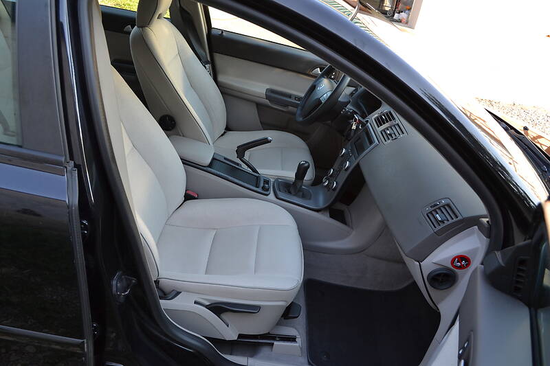 Універсал Volvo V50 2009 в Калуші