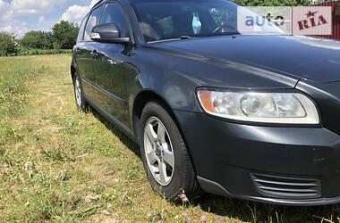 Универсал Volvo V50 2010 в Киеве