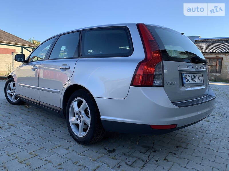 Універсал Volvo V50 2010 в Стрию