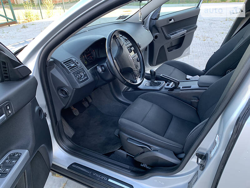 Універсал Volvo V50 2010 в Стрию