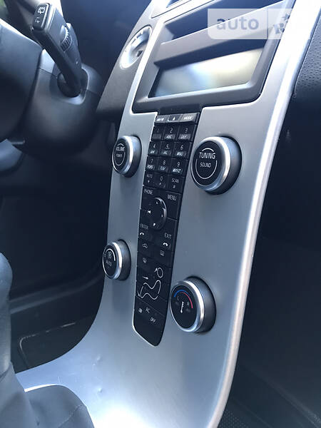 Універсал Volvo V50 2011 в Софіївській Борщагівці