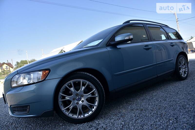 Універсал Volvo V50 2009 в Дрогобичі