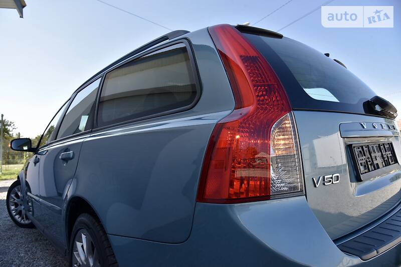 Універсал Volvo V50 2009 в Дрогобичі