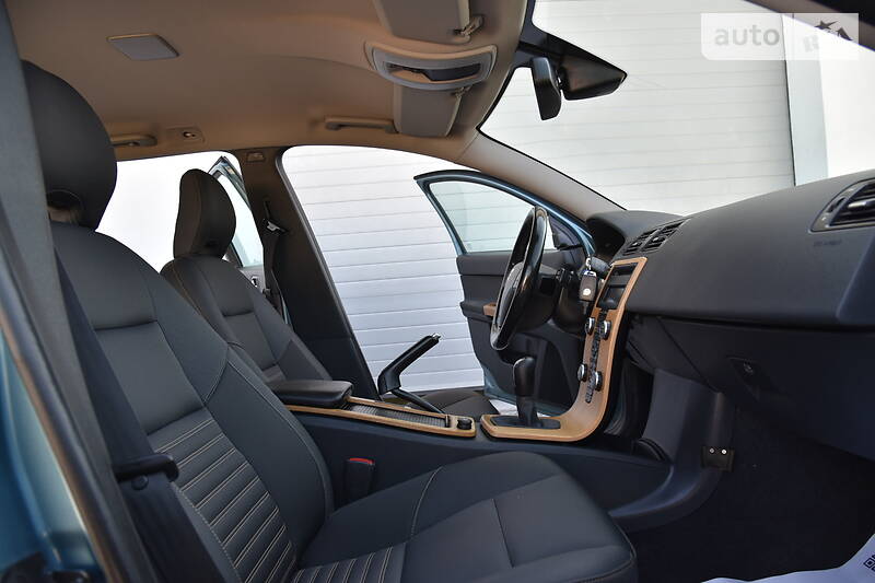 Універсал Volvo V50 2009 в Дрогобичі