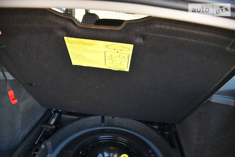 Універсал Volvo V50 2009 в Дрогобичі