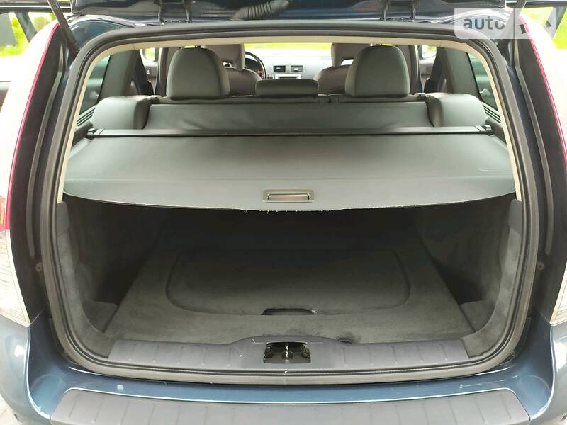 Універсал Volvo V50 2010 в Стрию