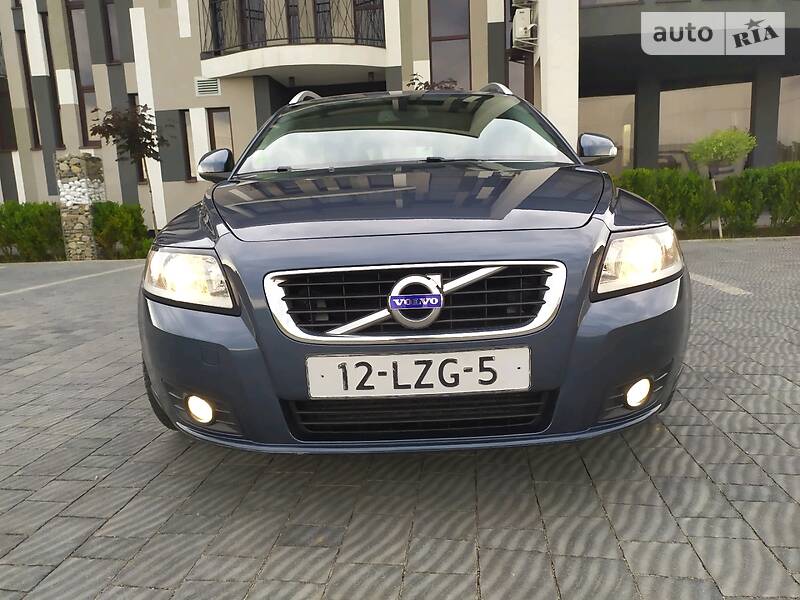 Універсал Volvo V50 2010 в Стрию