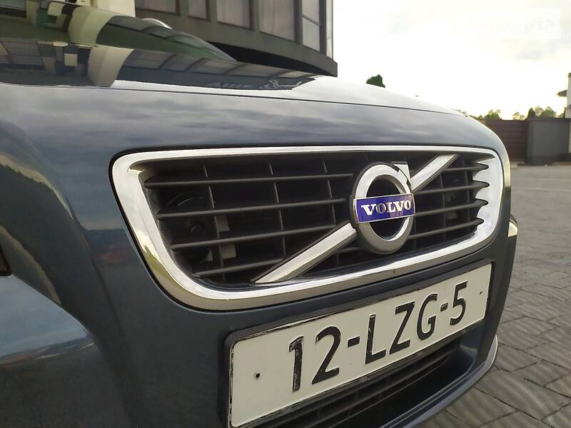 Універсал Volvo V50 2010 в Стрию
