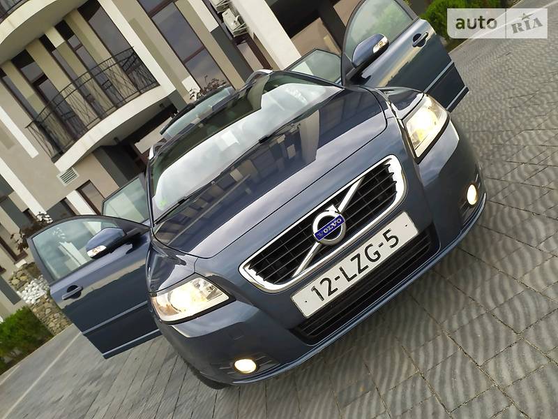 Універсал Volvo V50 2010 в Стрию