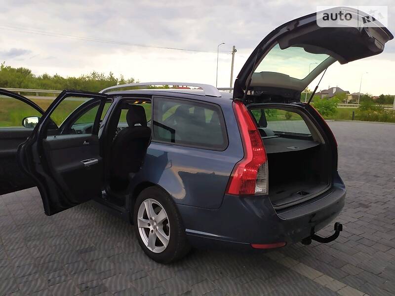 Універсал Volvo V50 2010 в Стрию